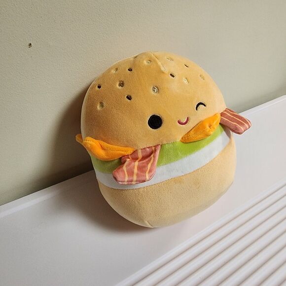 Squishmallows Geronimo The Bagel Breakfast Sandwich 8" Food Plush NWT - Picture 4 of 13